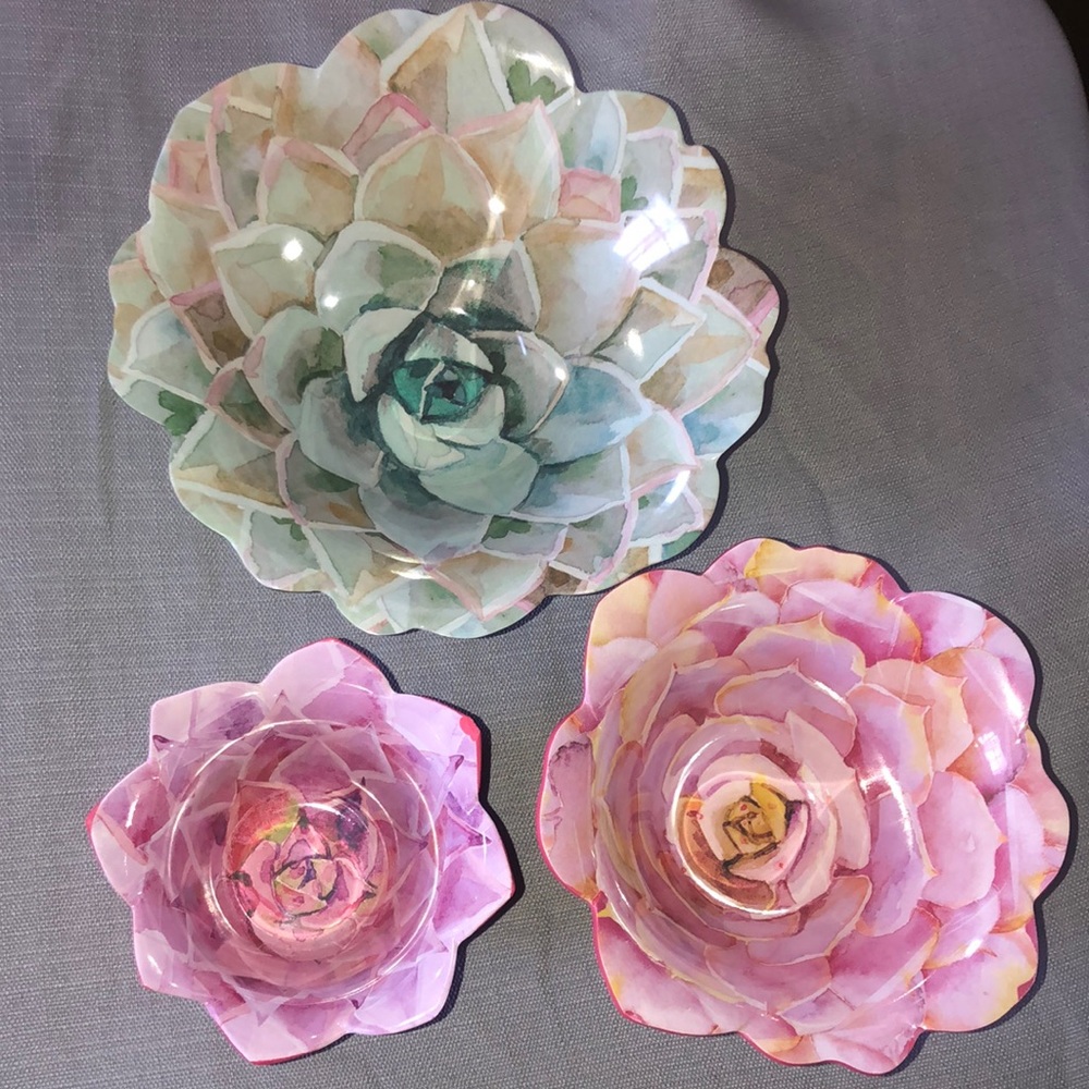 Nicole miller home 3 bowl set.